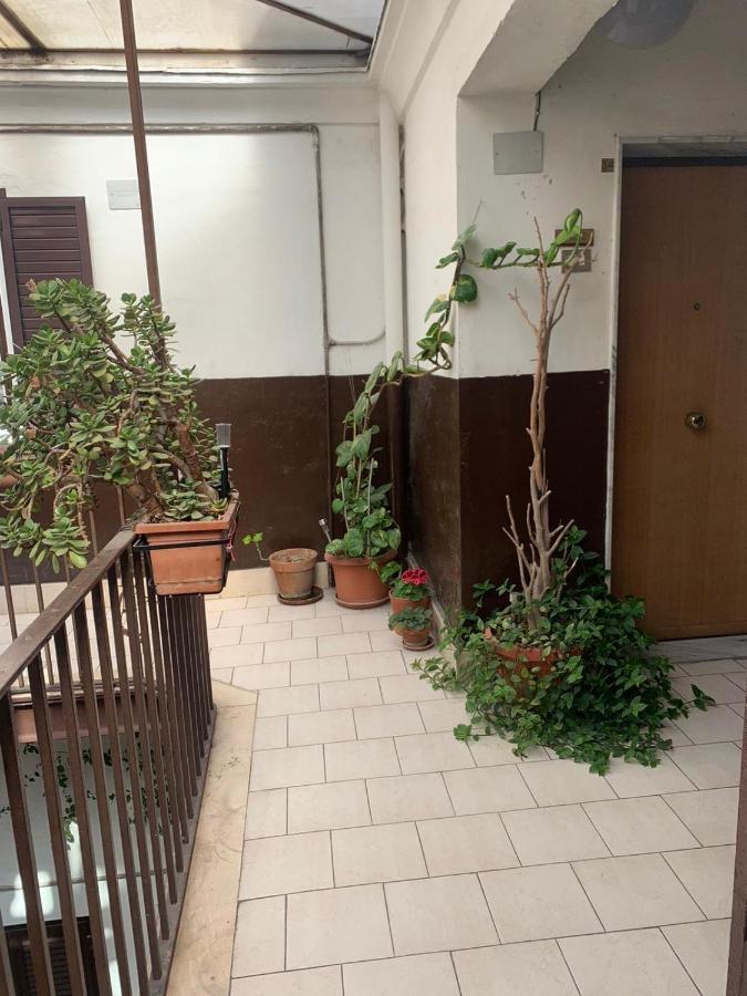 Palazzo Dei Tabacchi Apartment Bari Exterior photo